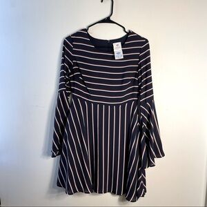 Sadie Robertson wild blue red and white midi dress w/ flare sleeves extra small